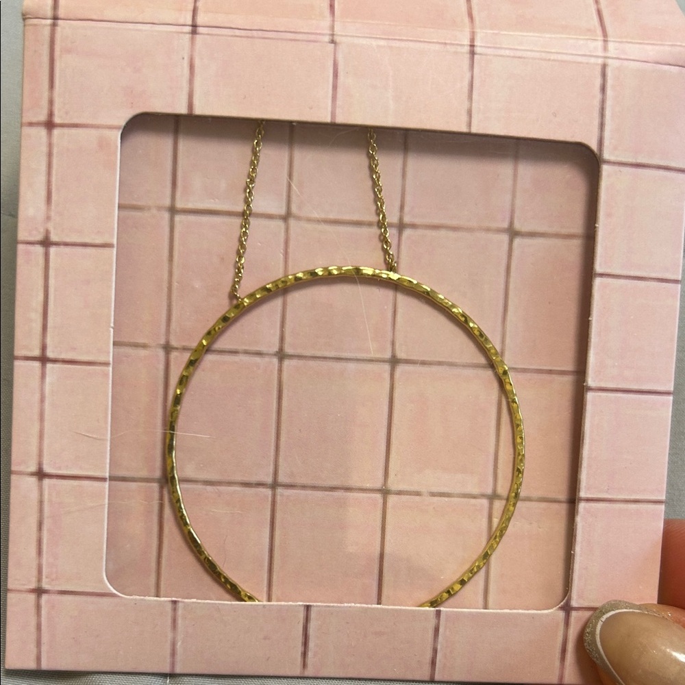 Stella & Dot Gold Hammered Circle Necklace